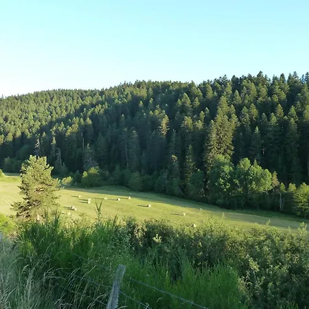 Semesterbostad Maison Sous Les Etoiles Sembadel
